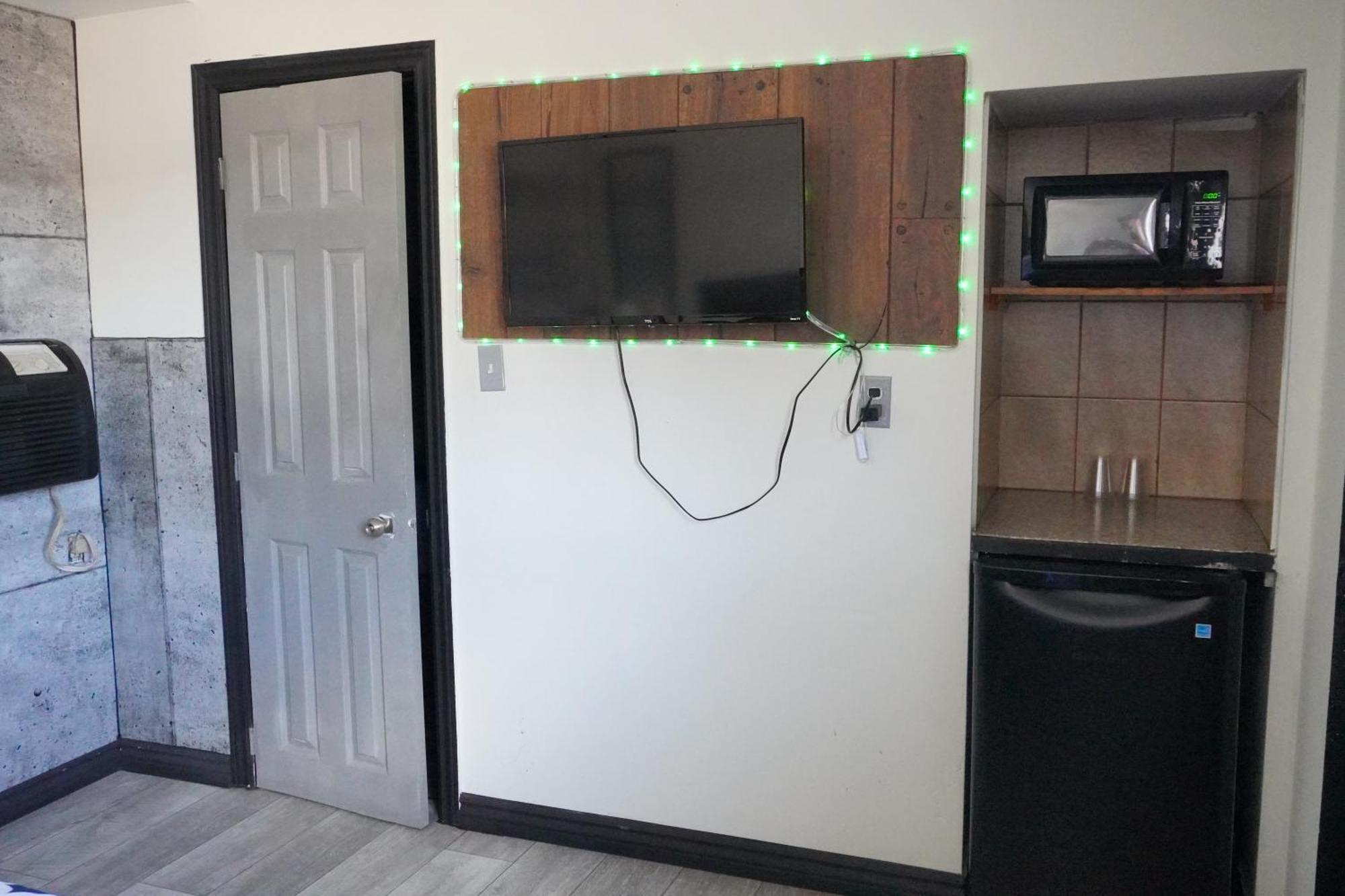Crestwood Motel バーリントン エクステリア 写真